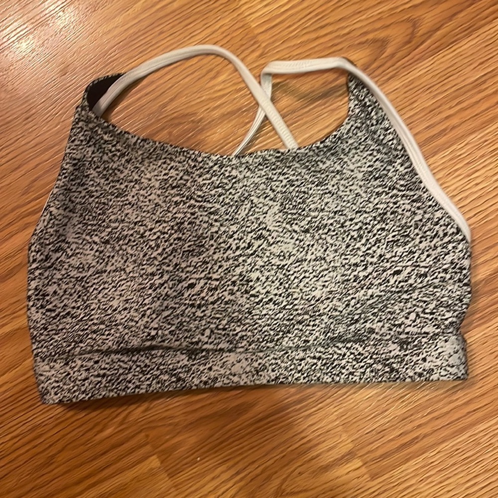 P'tula Black and White Sports Bra
